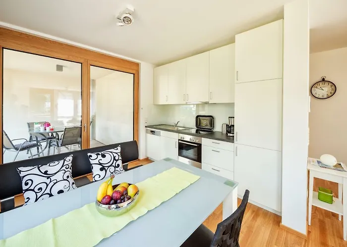 Freiraum 베른카슈텔쿠에스